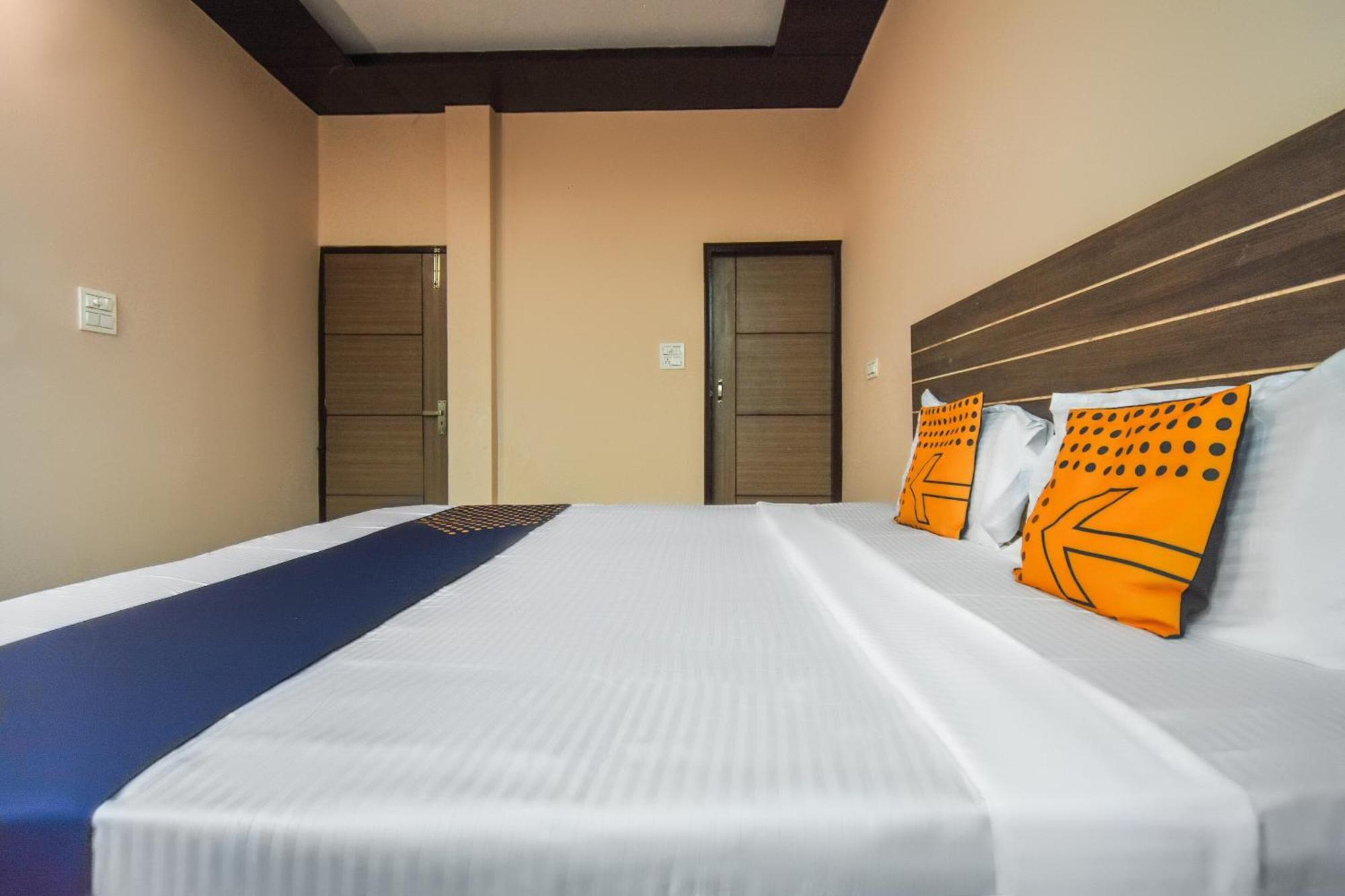 Hotel O Hi Tech Panchkula Bagian luar foto